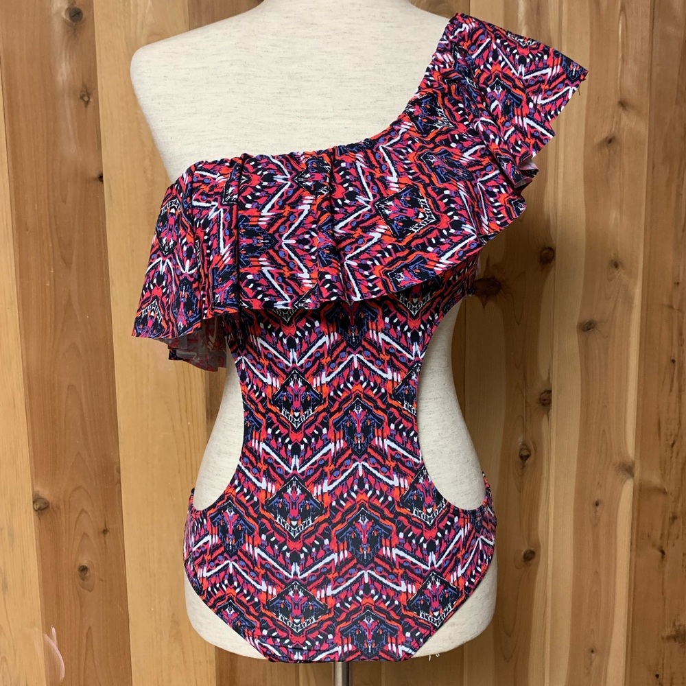 Tart Enzo Print One-Shoulder Monokini Swimsuit - Picture 7 of 8